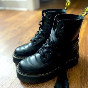 Dr Martens Molly